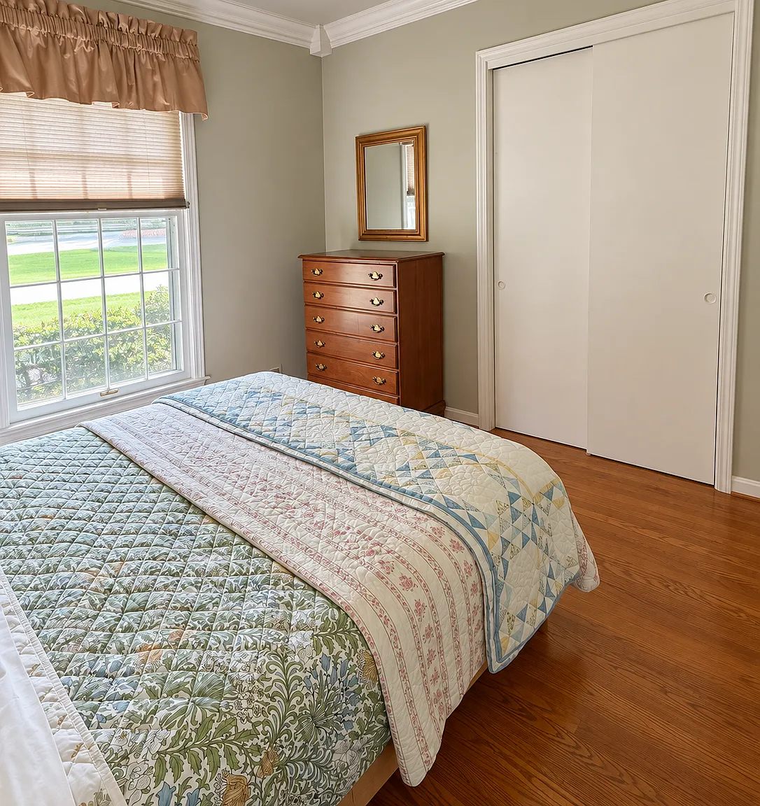 3 bed, 2400 sqft, $2,950 — Photo 3