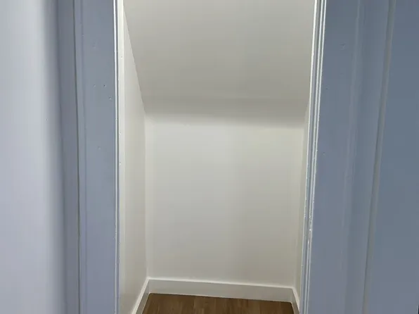 89-14 181st St #1, Jamaica, NY 11432