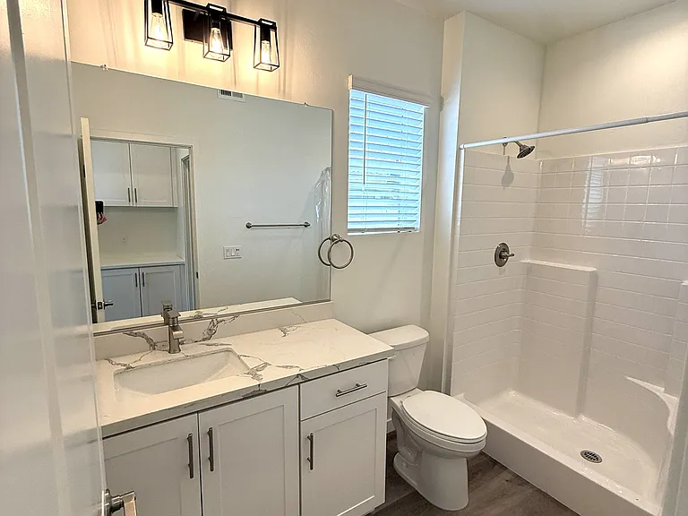 1715 Terrace Hill Dr — Photo 13