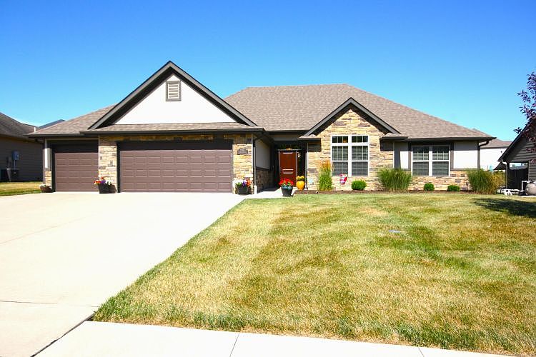 1st image of 2105 August Briggs Dr