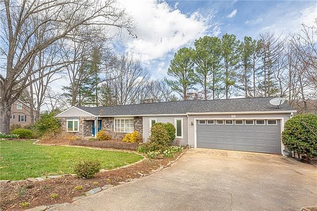1st image of 102 Mimosa Hills Dr