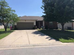 405 Valley View Dr, Frontenac, KS 66763