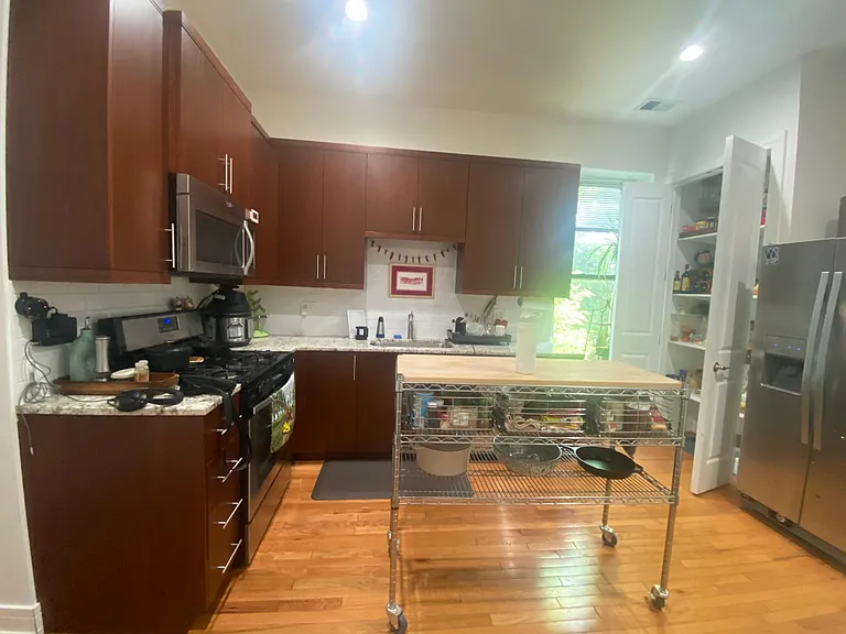 1510 N Talman Ave #2 — Photo 12