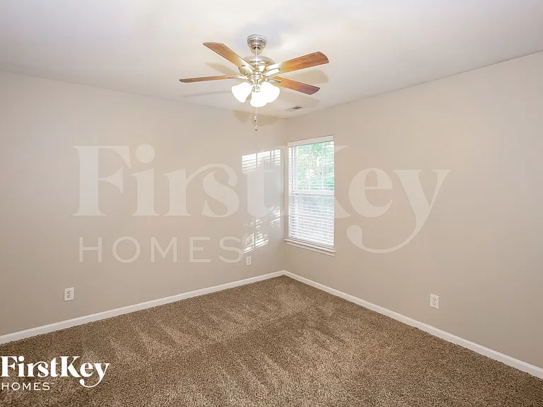 11101 Dulin Creek Blvd — Photo 16