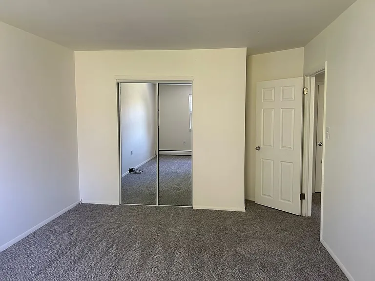 Parkside Manor Apartments — Photo 83