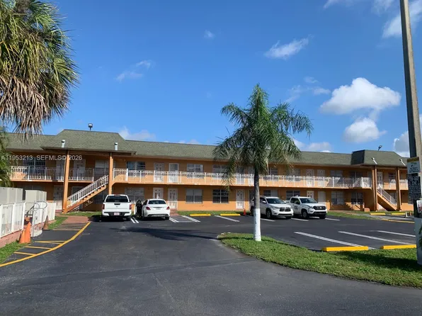 271 NW 177th St #B-117, Miami Gardens, FL 33169