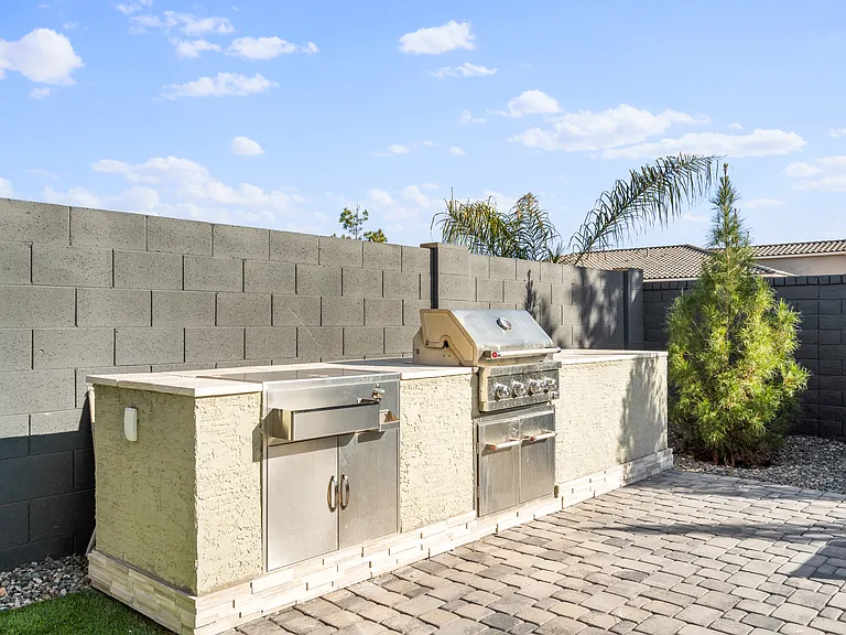 4061 S Emerald Dr — Photo 44