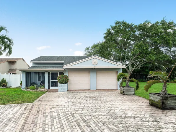 28 Paxford Lane, Boynton Beach, FL 33426