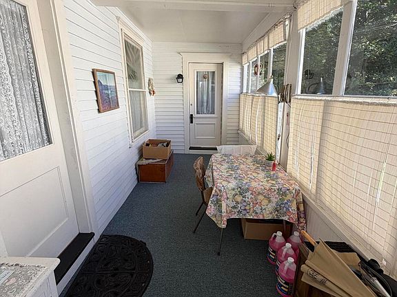 4th image of 95 Elm Street