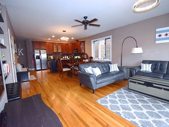 2nd image of 5907 W Montrose Ave APT 1W