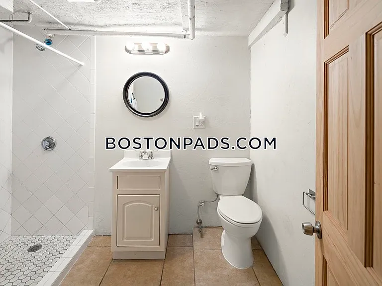 64 Pleasant St #1 — Photo 11