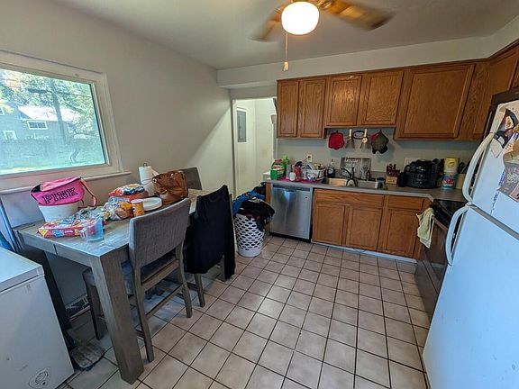 4th image of 4941 Betsy Dr