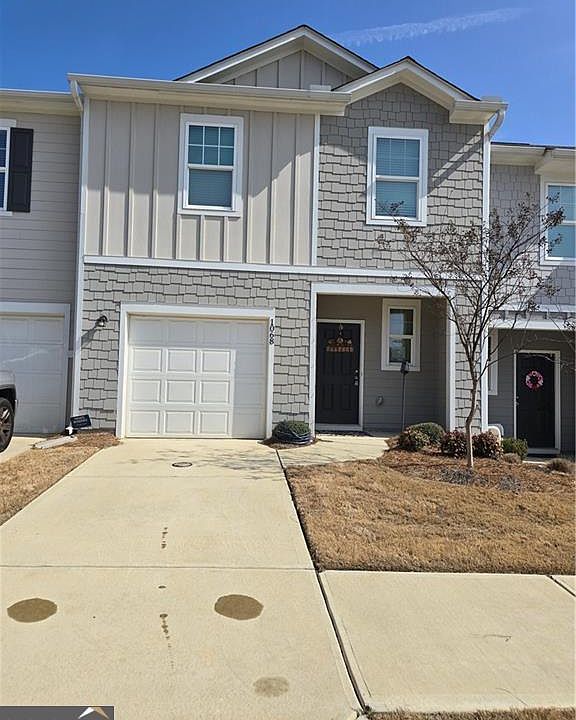 1st image of 1068 Paddington Dr