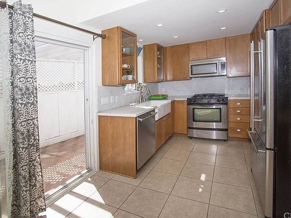 2nd image of 4601 Inglewood Blvd APT 4