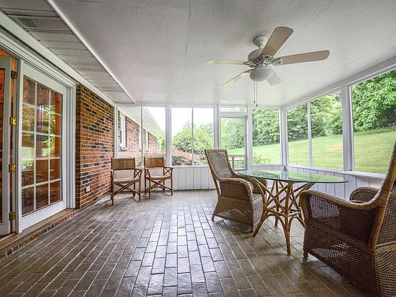 2nd image of 19770 McCray Dr