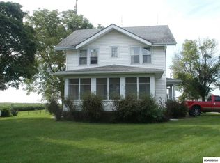 2005 800th St, Chestnut, IL 62518