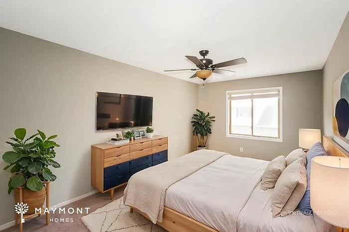 8433 Thomas Ct N — Photo 12