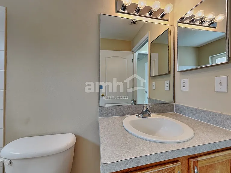 22750 Marsh Wren Dr — Photo 15