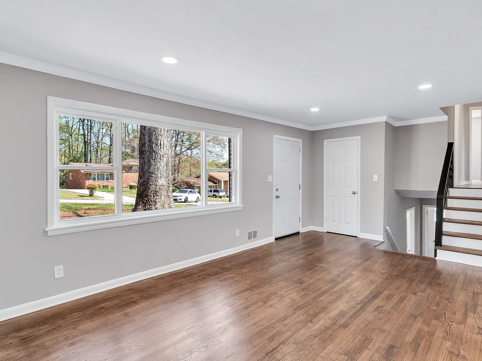 4 bed, 1800 sqft, $2,400 — Photo 4