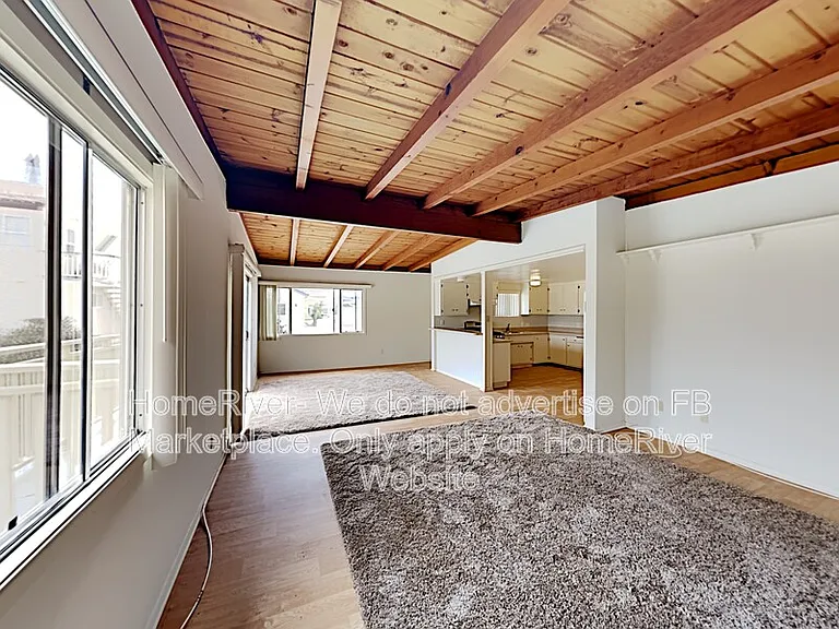 3516 Ocean Dr — Photo 4
