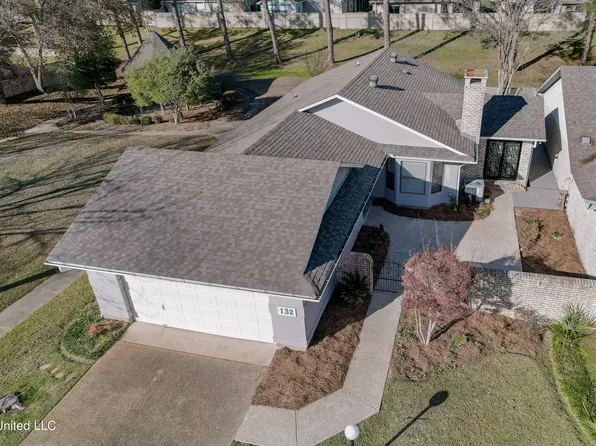 132 Caribbean Cv, Clinton, MS 39056