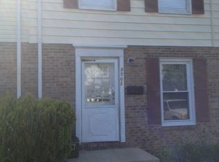 8502 Hydra Ln, Nottingham, MD 21236