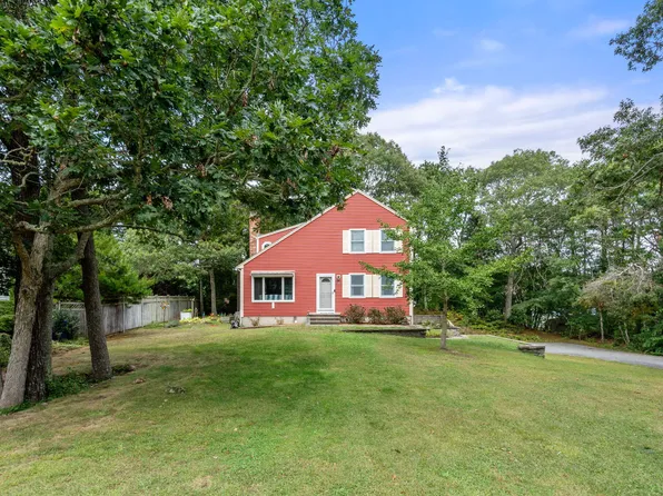12 Eldridge Street, Bourne, MA 02532