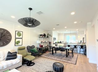 45781 Via Nubes, Temecula, CA 92592