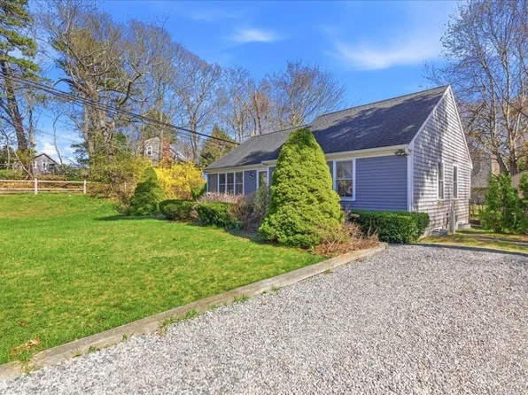 2 Juniper St, Plymouth, MA 02360