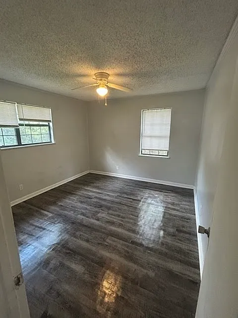 2 bed, 768 sqft, $1,200 — Photo 4