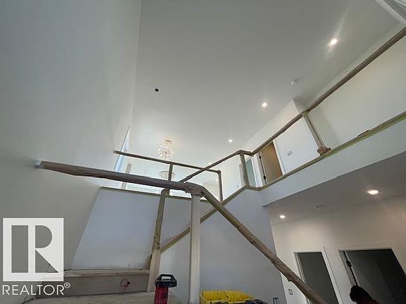 2nd image of 22 Owl Ridge Close