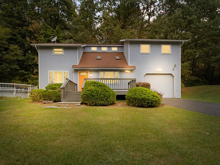 1345 Route 715 — Photo 36