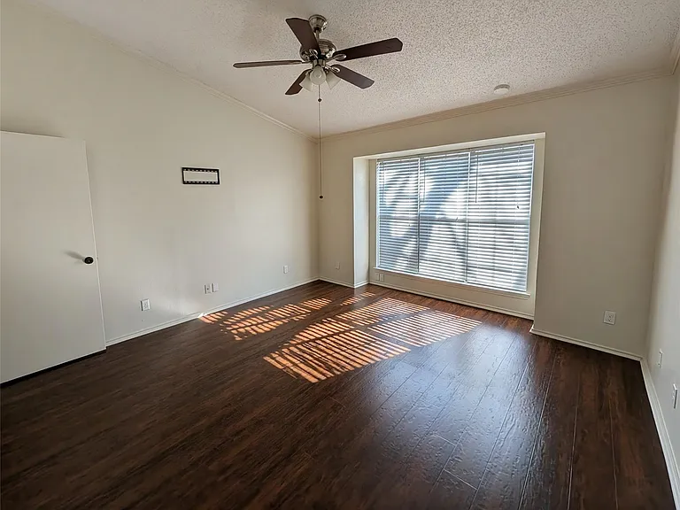 2728 Copper Creek Dr #208 — Photo 9