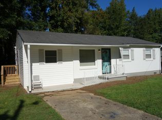 868 Amber Pl NW, Atlanta, GA 30331