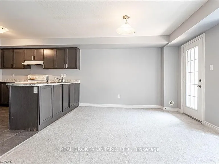 420 Linden Dr #31 — Photo 8
