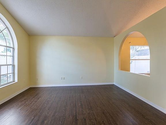 4th image of 16535 Coopers Hawk Ave