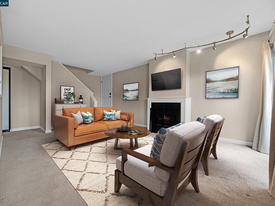 1st image of 1810 Cole Ave APT 3