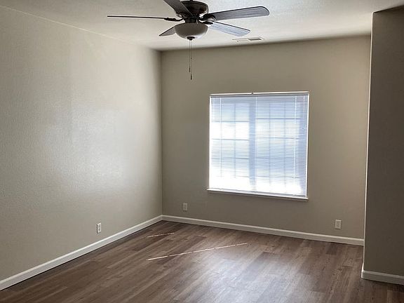 2nd image of 2405 Cactus Ave