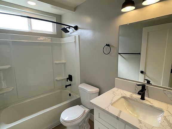 4th image of 4566 36th St APT 19