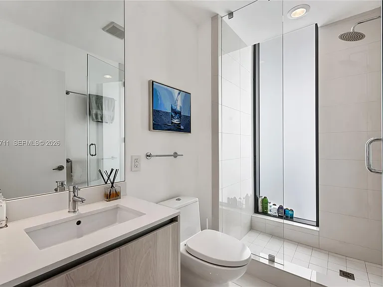480 NE 31st St #1801 — Photo 15