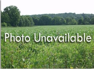 697 Saratoga Rd, Wilton, NY 12831