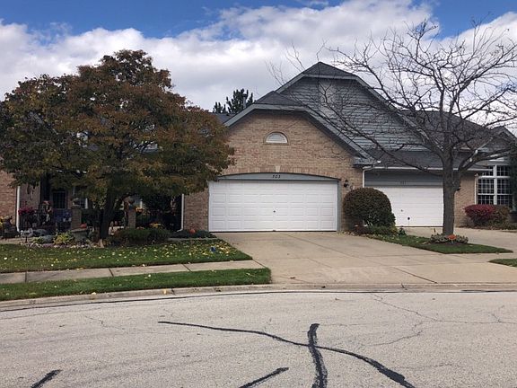 2nd image of 303 Lynwood Cir