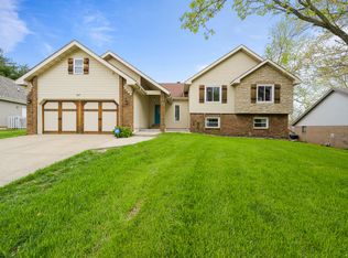 787 W Sherwood Dr, Springfield, MO 65810