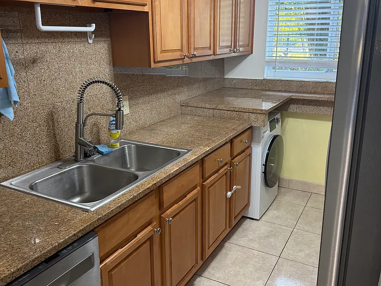 501 E Bay Dr #401 — Photo 16