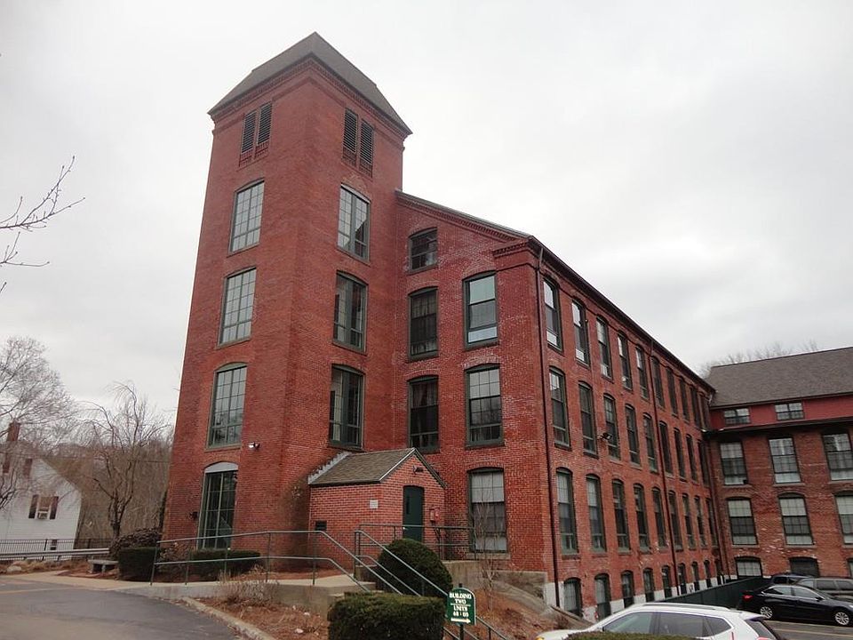 1st image of 14 Sanford St Unit 32