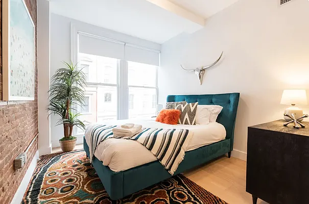 Rented by REAL New York | media 19