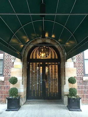 Sold by Corcoran | media 8