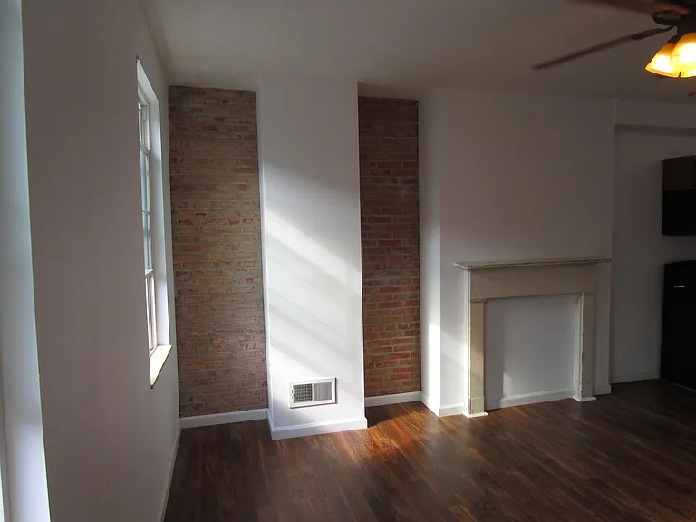 1215 N 15th St #2 — Photo 2