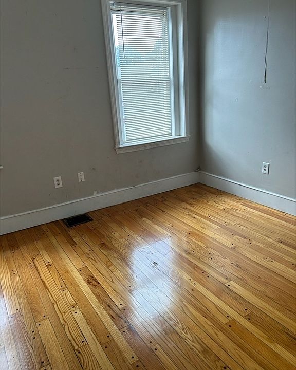 1st image of 1847 Dorchester Ave #2