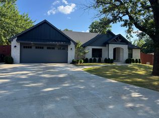 823 W Commercial St, Broken Arrow, OK 74012
